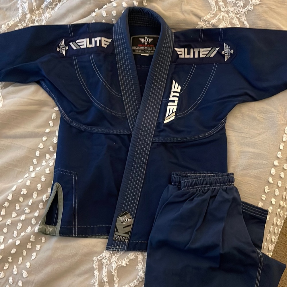 Elite BJJ youth gi C0